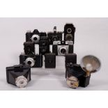 11 Rollfilmkameras, verschiedene Hersteller, 20.Jh.
