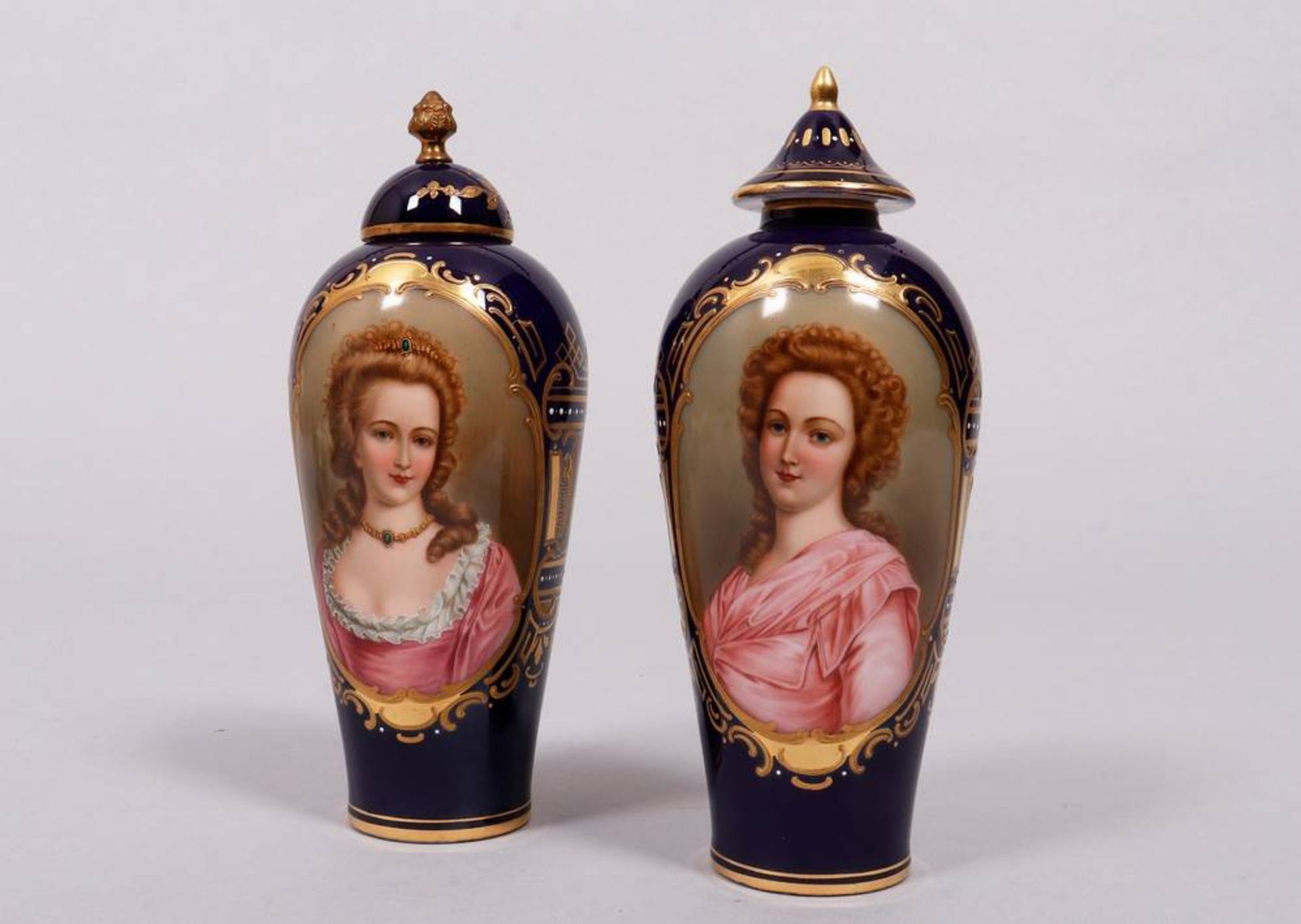 2 lidded portrait vases, Thuringia, ca. 1900