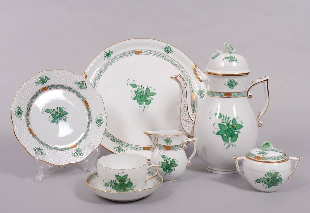 Coffee service for 9 persons, Herend, Hungary, "Apponyi green" decor, 20th C. - Image 3 of 7