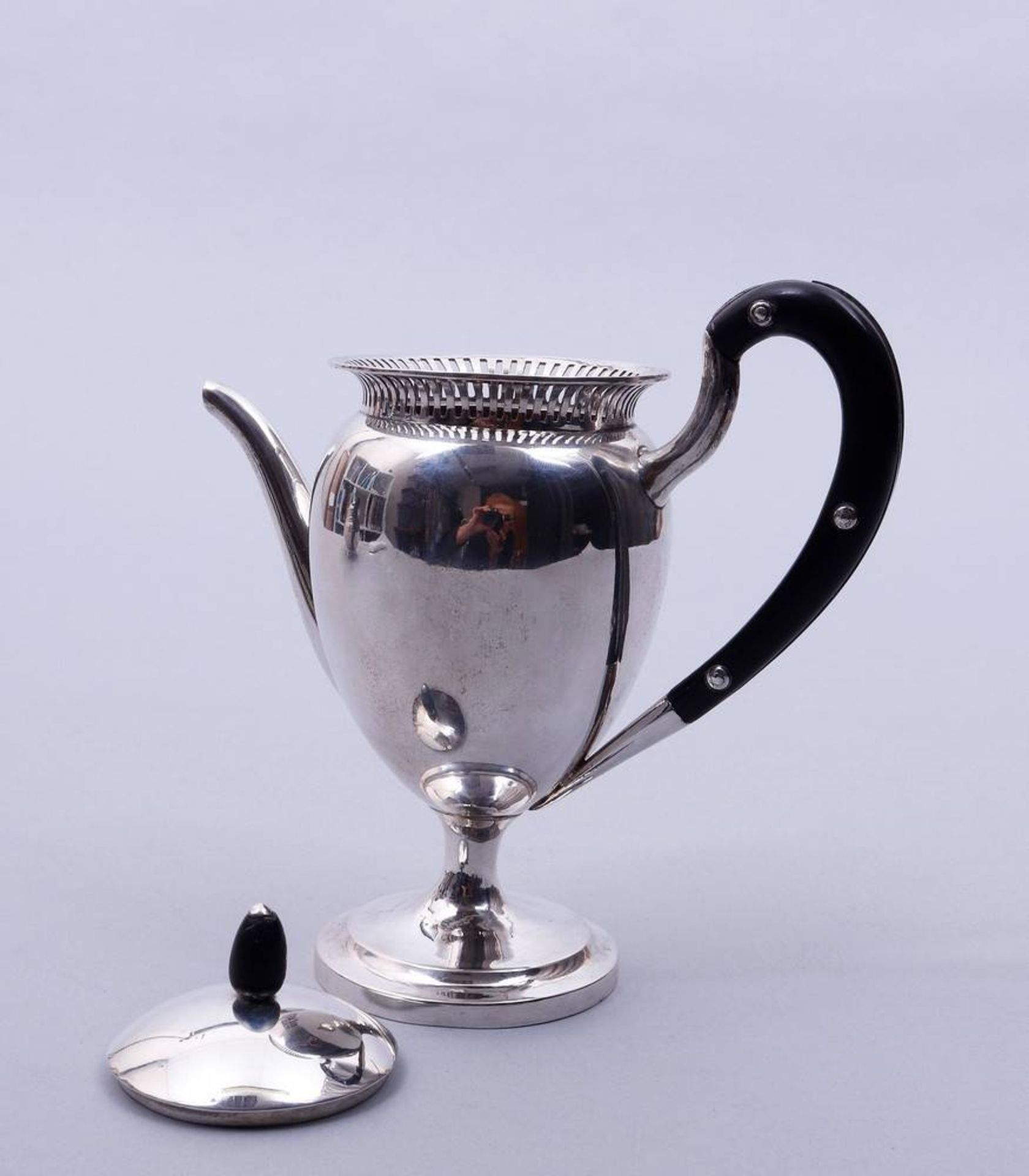 Small Empire-coffee pot, silver, Johann Alois Seethaler, Augsburg, ca. 1810/20  - Image 2 of 3