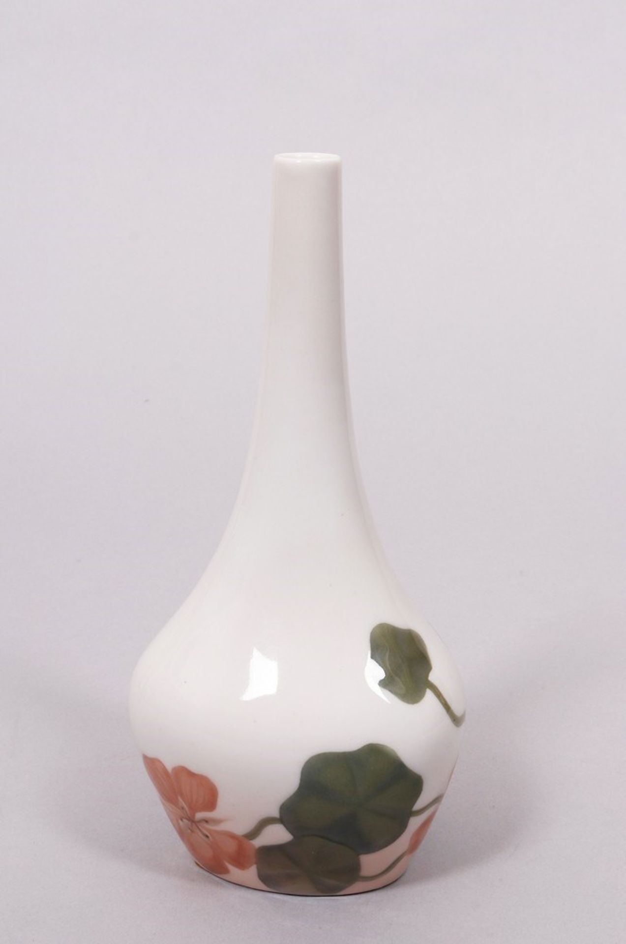 Small narrow neck vase, Bing & Grondahl, 1915-47 - Image 3 of 4