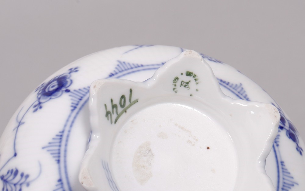 Small potpourri bowl, Royal Copenhagen, Denmark, ca. 1910/20 - Image 7 of 7