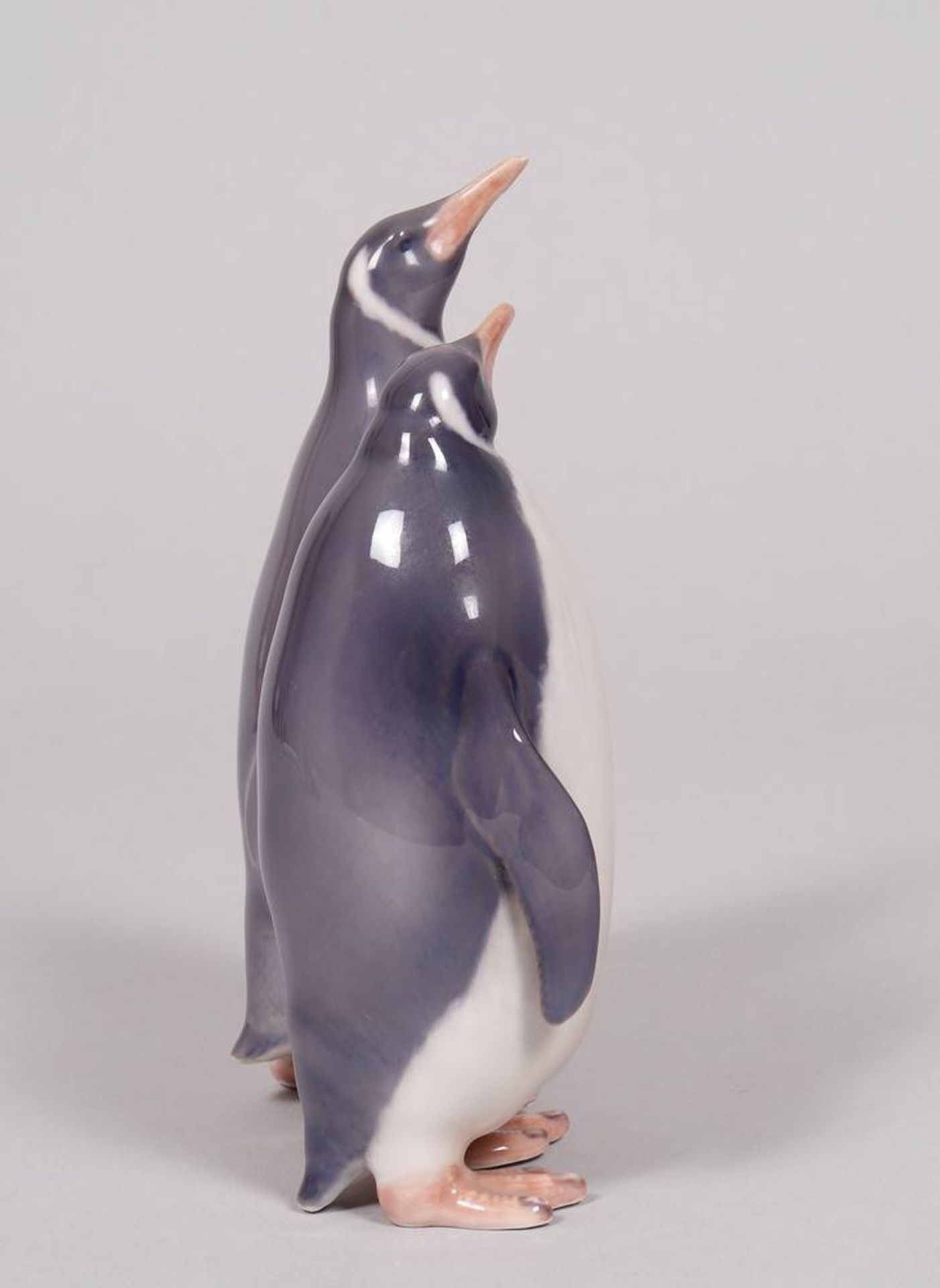 A pair of large penguins, designed 1914 by Theodor Madsen for Royal Copenhagen, Denmark, manufactur - Image 4 of 6