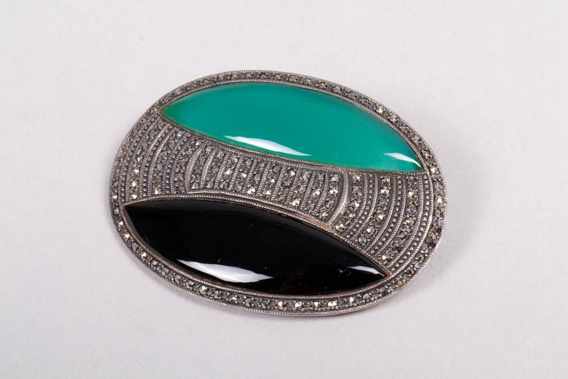 Art Deco brooch, silver