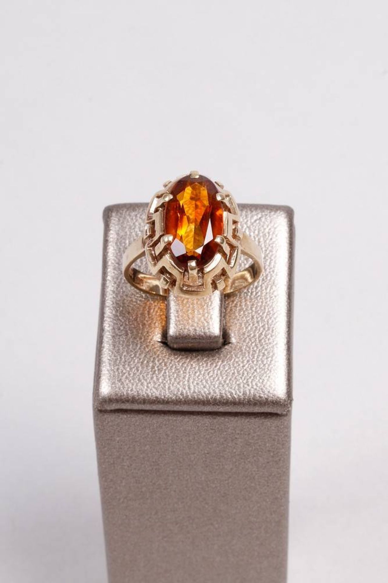 Ring with honey yellow citrine, 333 yellow gold - Image 2 of 5