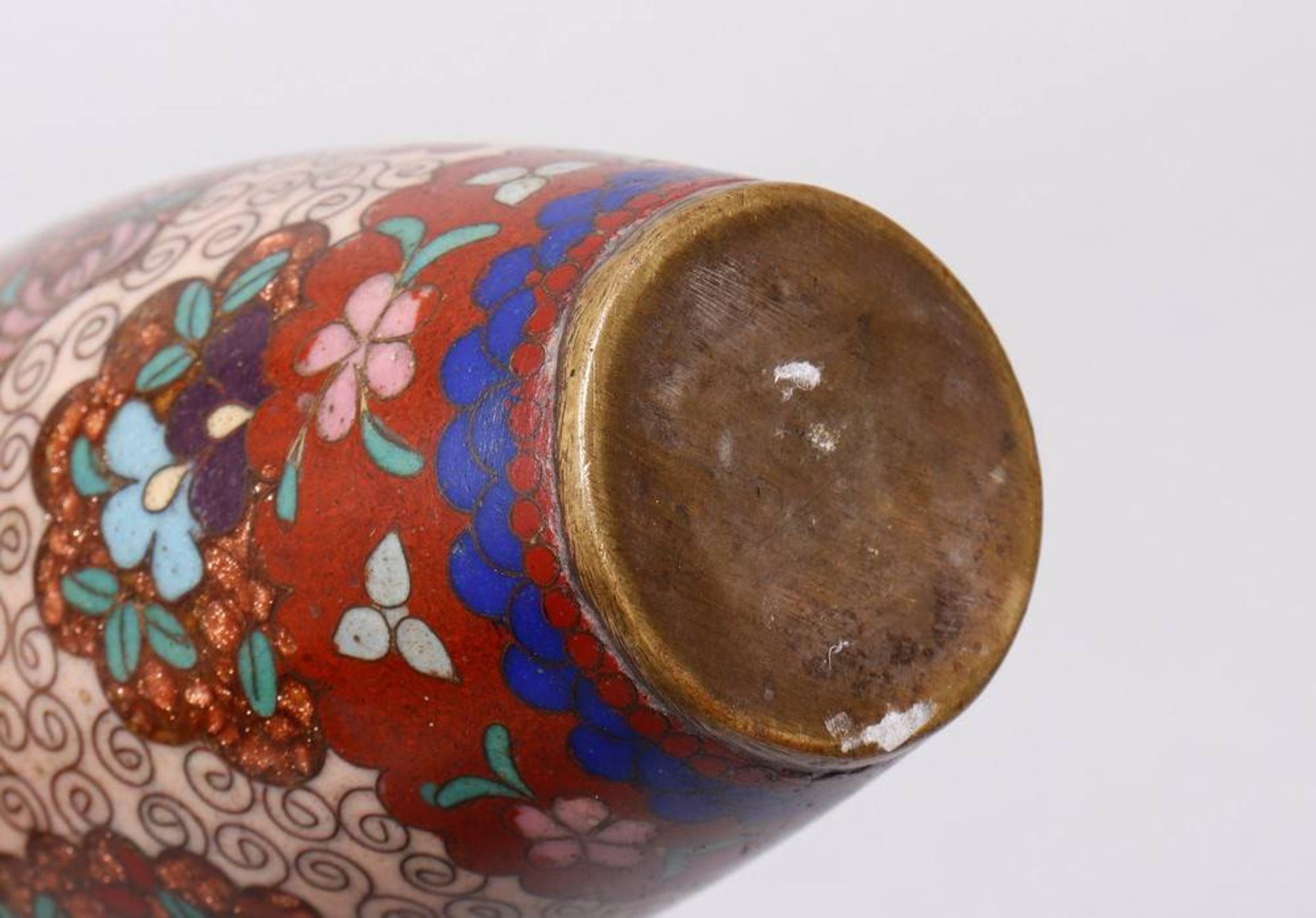 Small cloisonne vase, China, Qing period - Image 5 of 5
