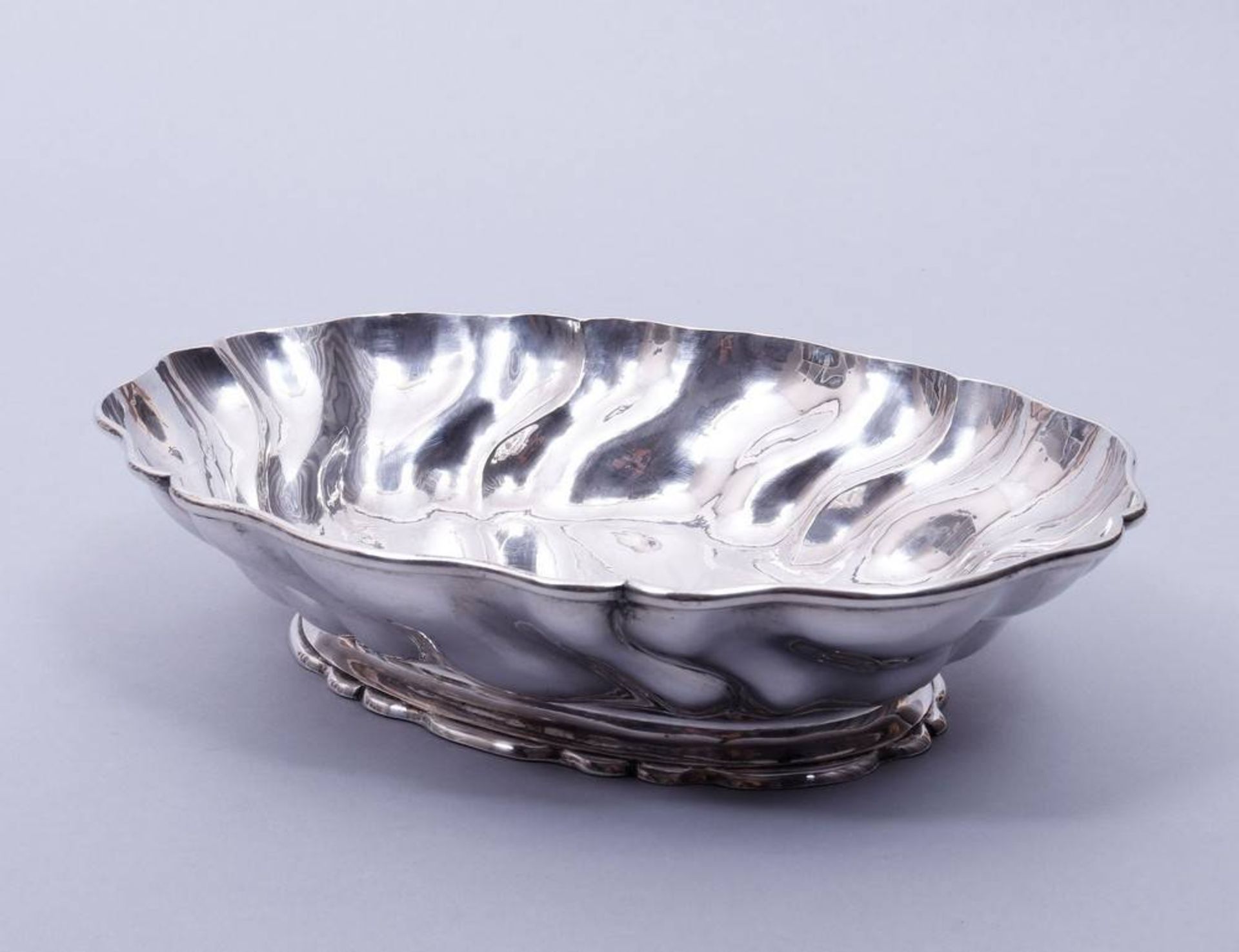 Footed bowl, 800 silver, Heinrich Mau, Royal Saxon court jeweler, Dresden, ca. 1900 