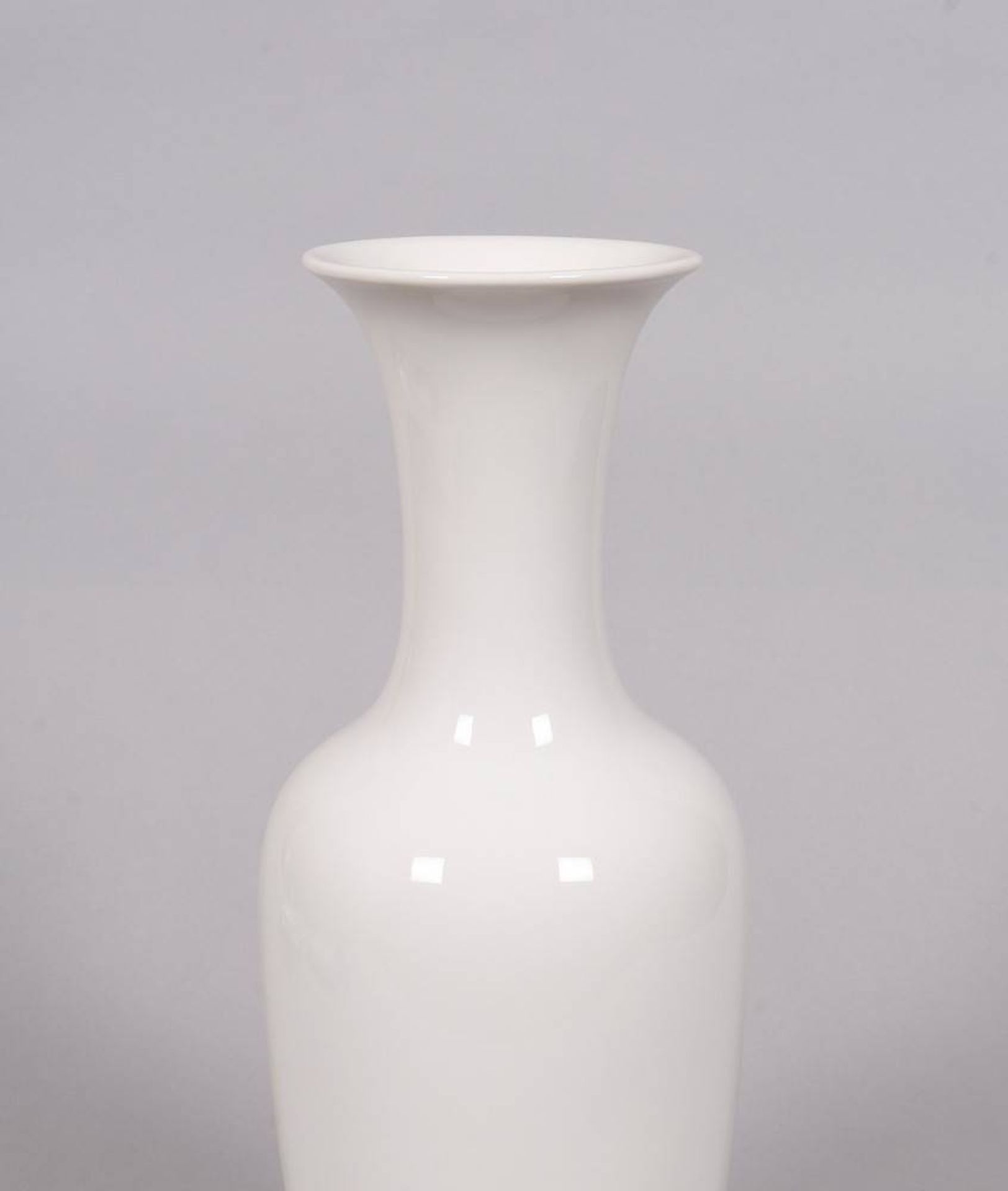 Large vase, KPM-Berlin, model "Asia", design Johannes Henke, 1975, manufactured last quater 20th C. - Image 2 of 3