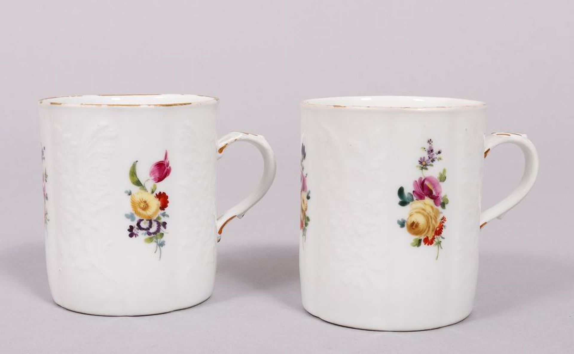 2 cups, Meissen, form by Johann Joachim Kaendler, "Gotzkowsky-Dessin", probably manufactured middle