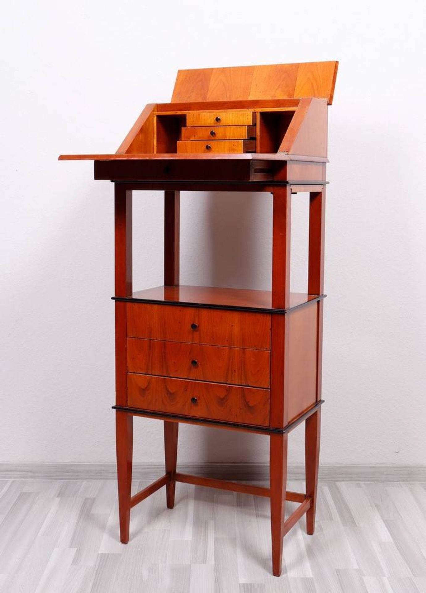 Small standing desk, probably German, 20th C. - Image 2 of 3