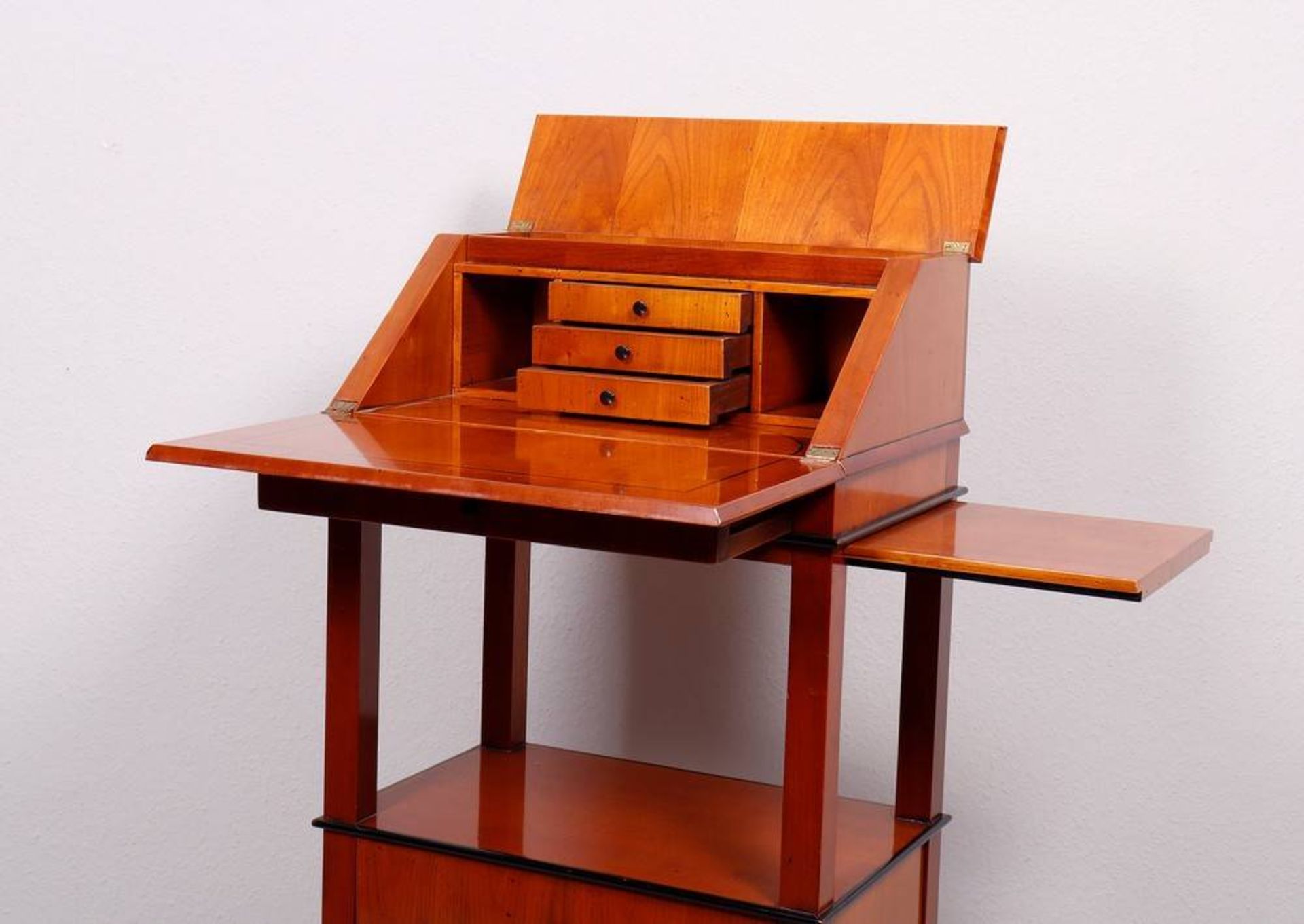 Small standing desk, probably German, 20th C. - Image 3 of 3