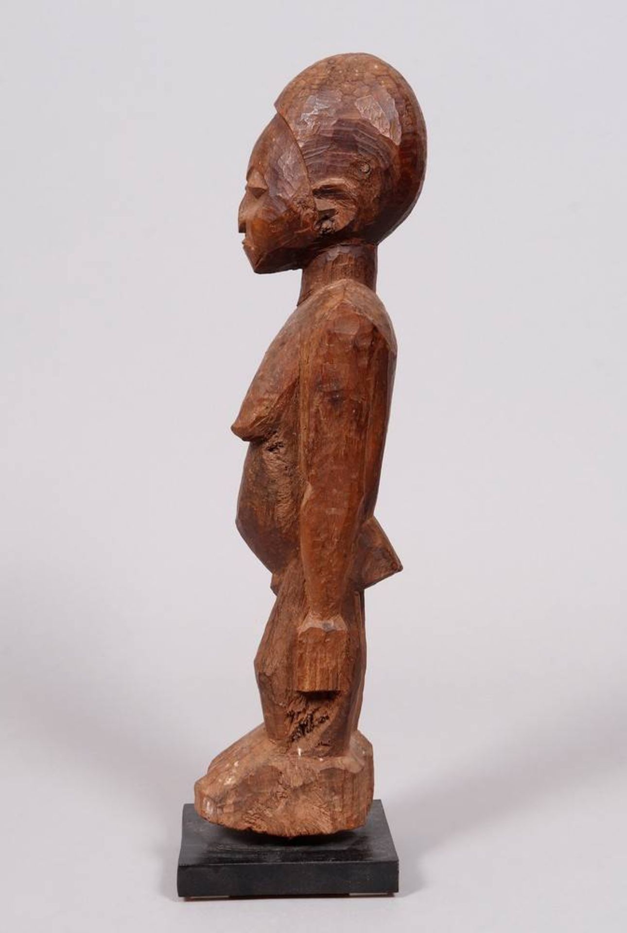 Carved figure, probably Luba, Congo - Image 3 of 6