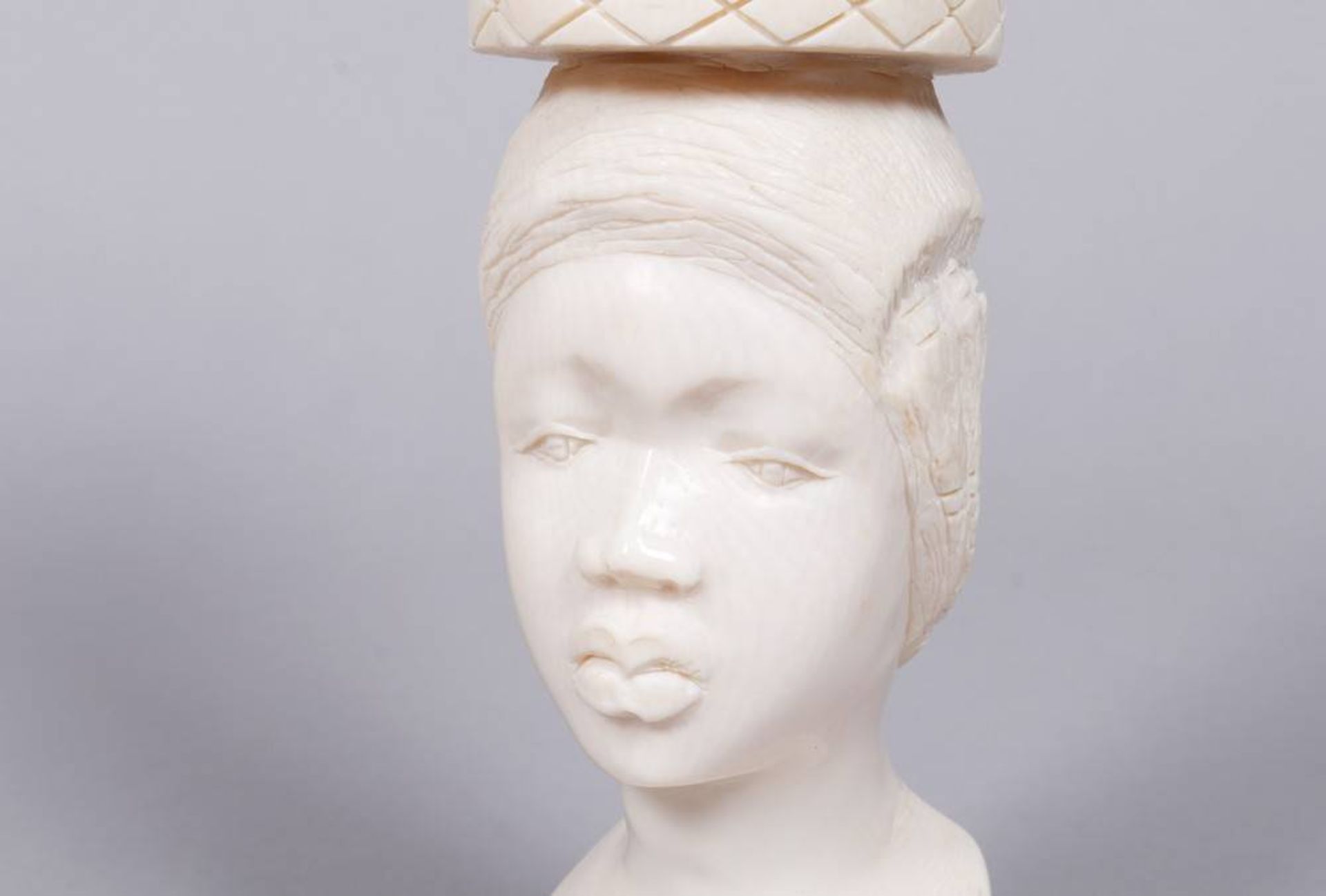 Woman's head with a high crown, Africa - Image 6 of 7