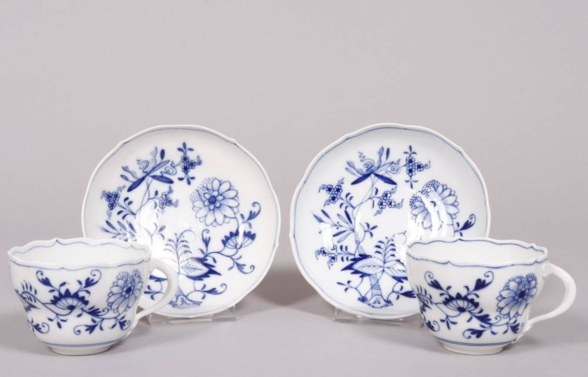 4 cups and saucers, Meissen, c. 1900 - Image 2 of 8