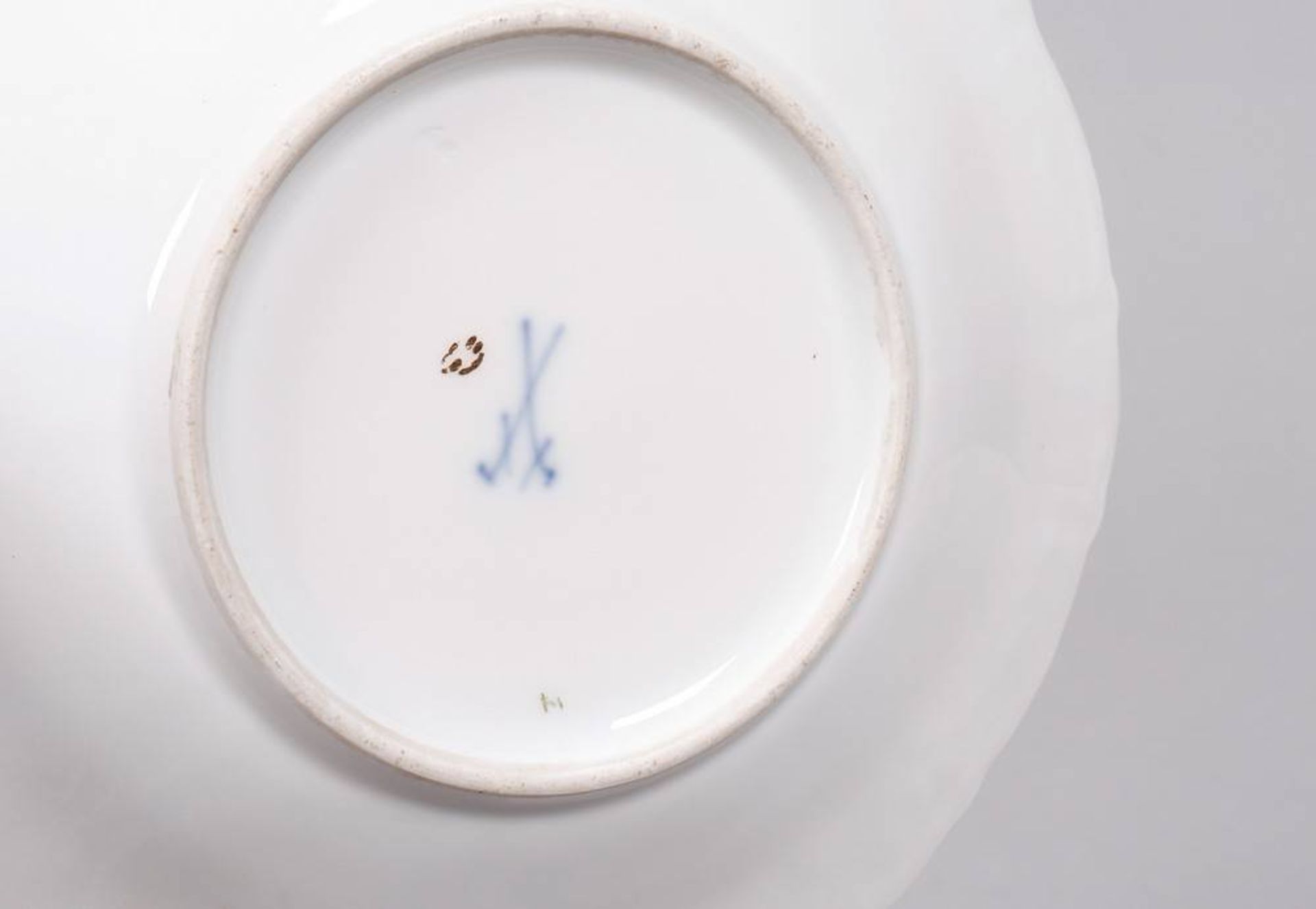 Relief cup and saucer, Meissen, 19th C. - Image 3 of 8