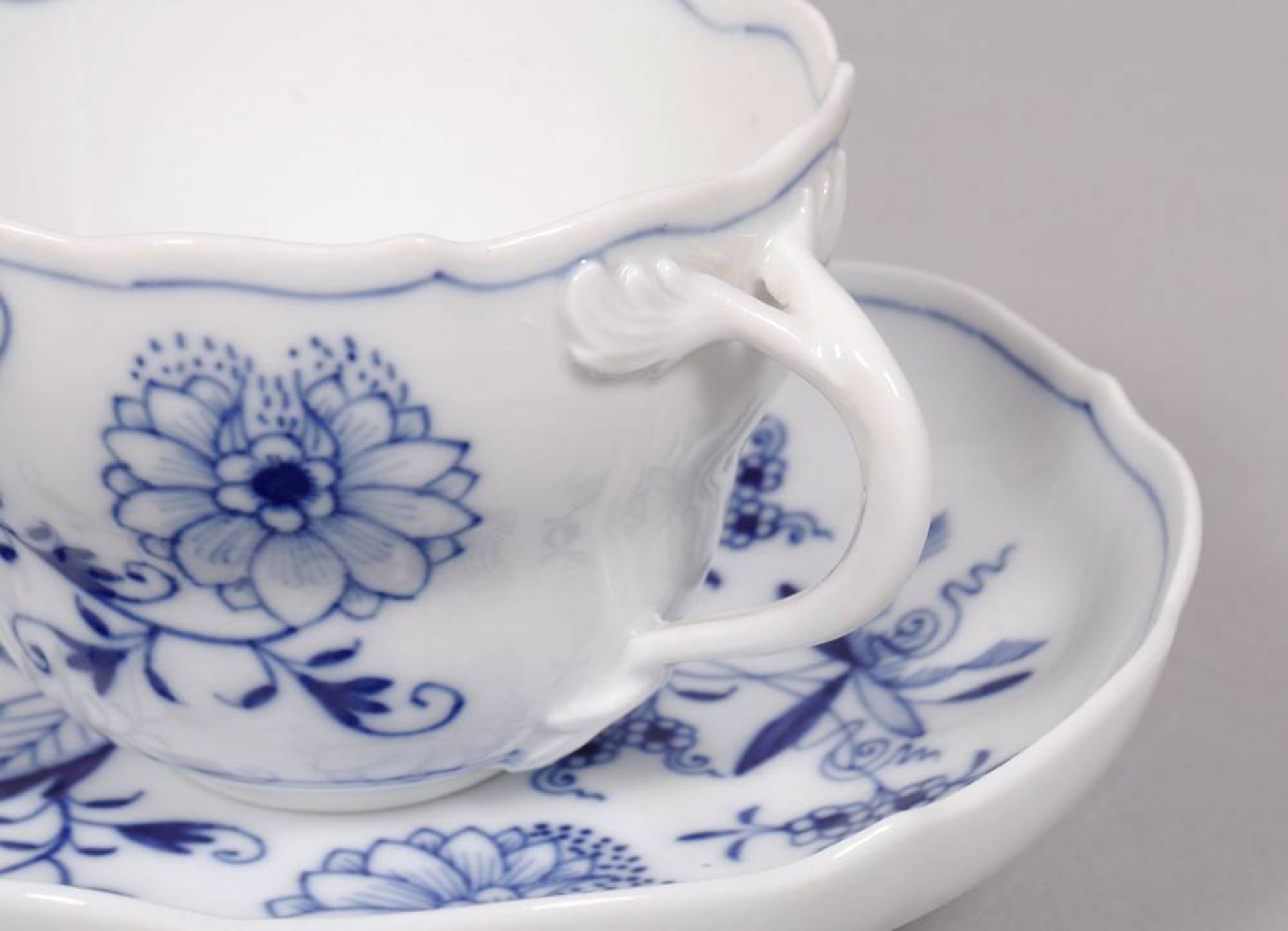 4 cups and saucers, Meissen, c. 1900 - Image 5 of 8