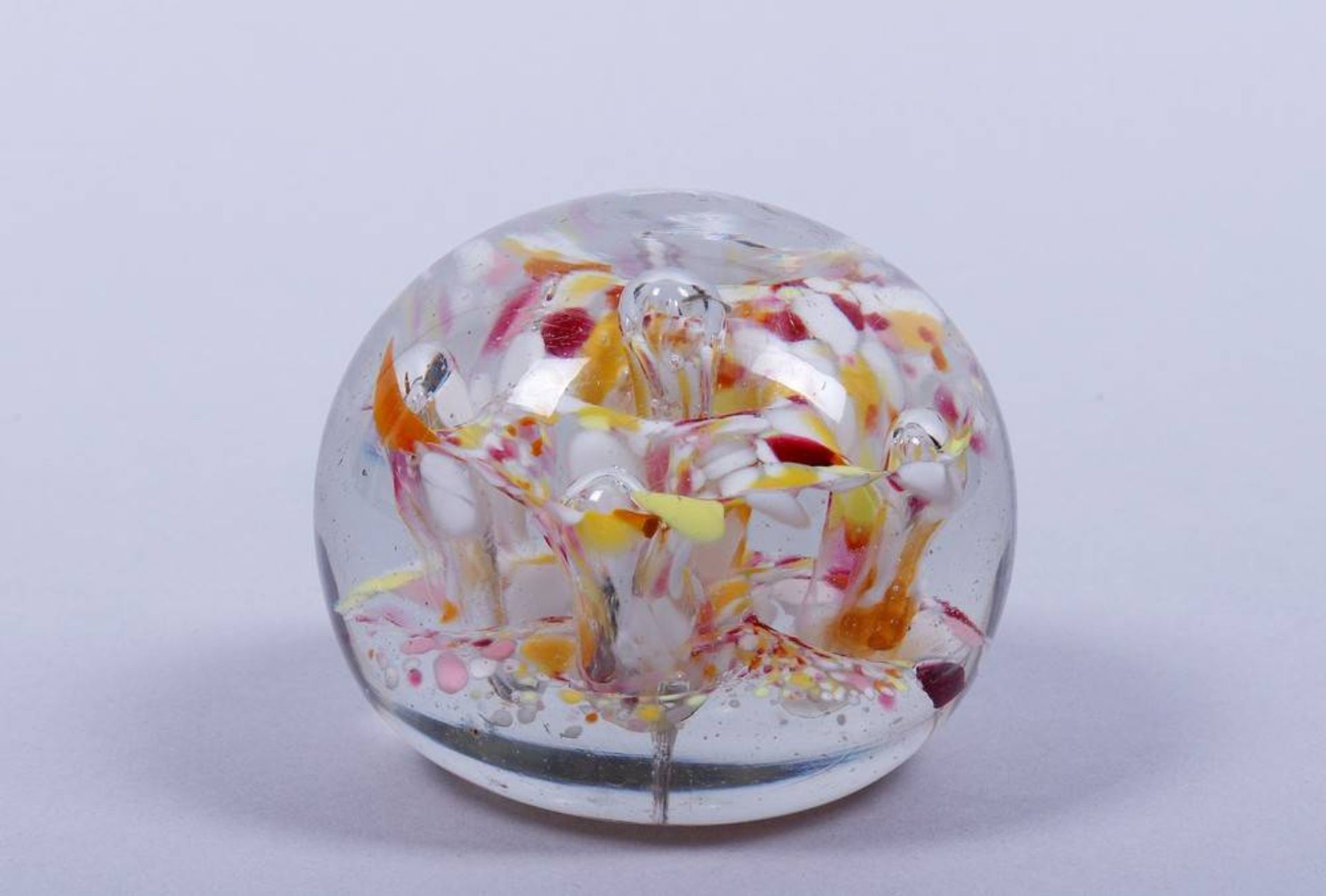 Paperweight, poss. Bohemia, 19th C.  - Image 2 of 3
