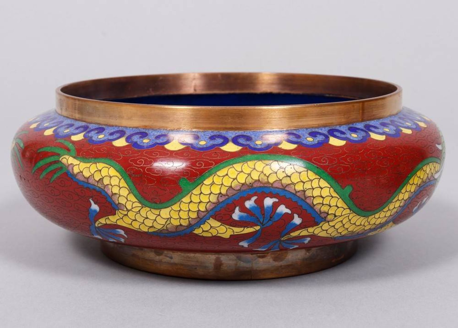 Cloisonné lidded jar, China, probably Republic Period - Image 5 of 6