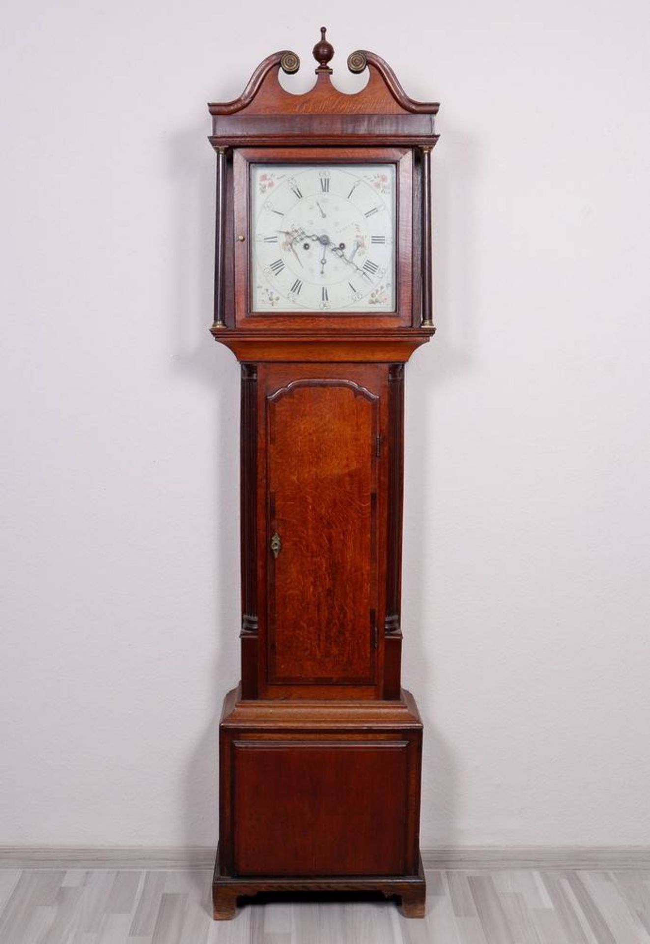 Grandfather clock, England, 18th/19th C.