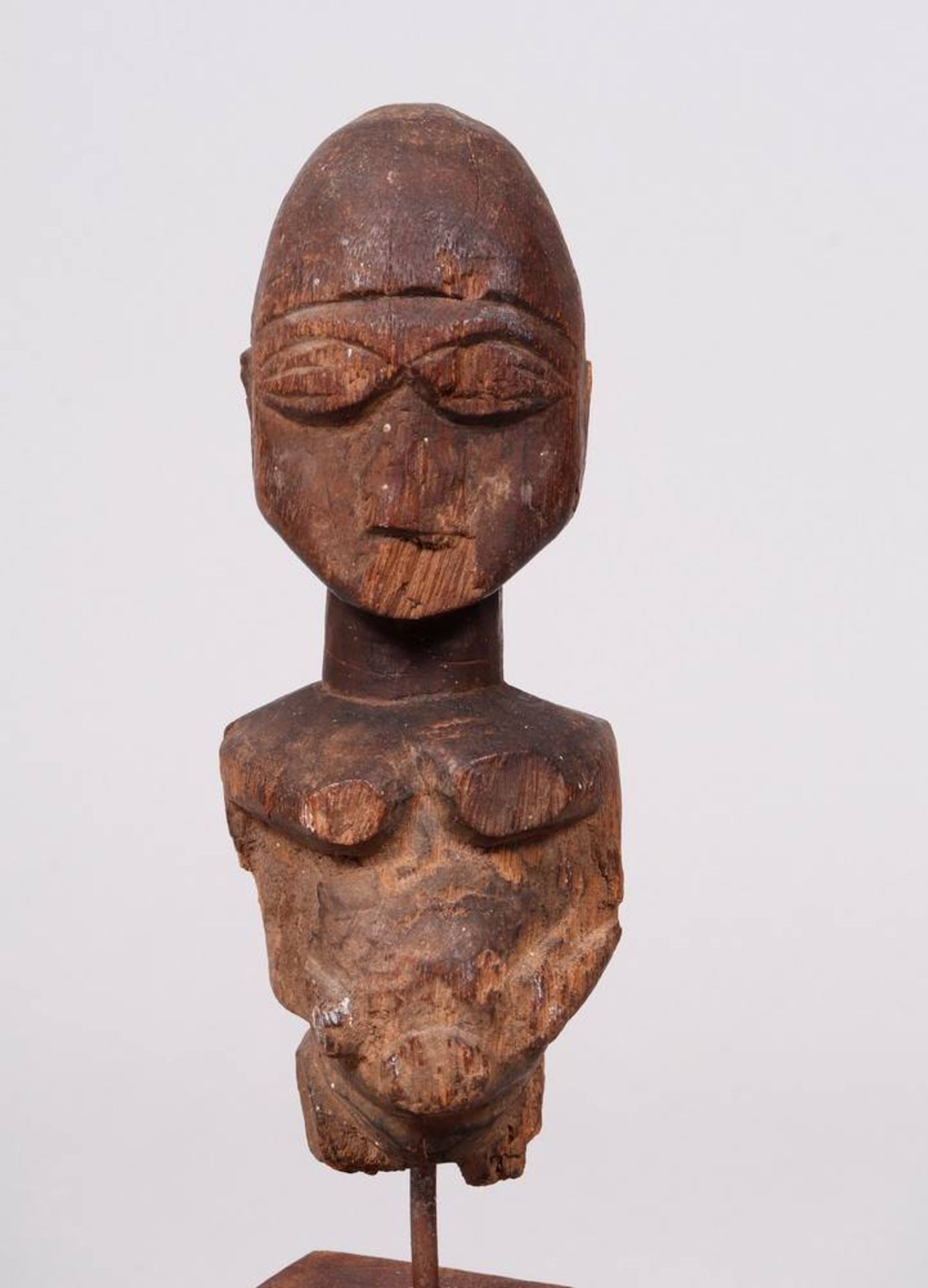 Carved figure (fragment), Dogon, Mali  - Image 2 of 4