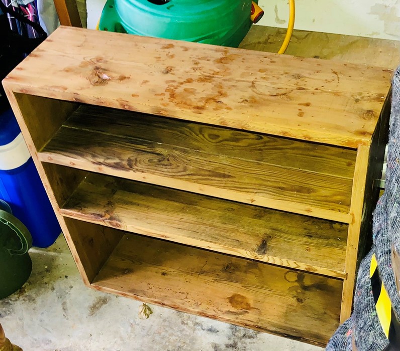 A 20th Century mahogany bureau; pine table; bookshelf; others (5)