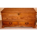 A 19th Century pine George III form mule chest, rectangular hinged lid enclosing compartment over