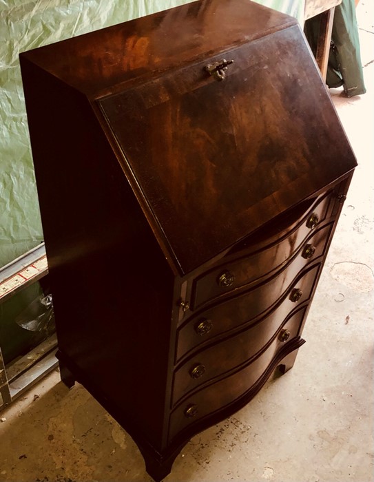 A 20th Century mahogany bureau; pine table; bookshelf; others (5) - Image 2 of 3