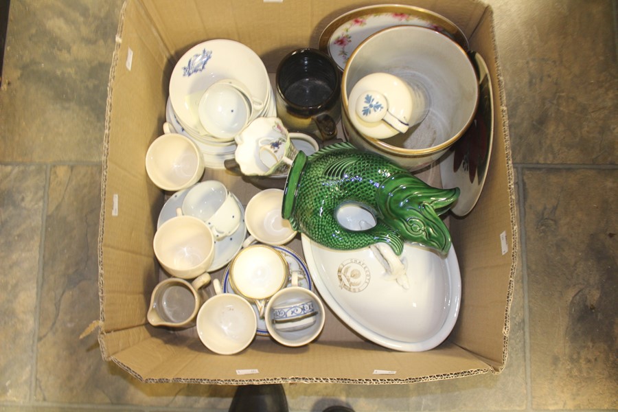 A collection of ceramics, comprising cups, saucers tureen, jardiniere, jug, dish, etc