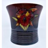 Moorcroft: Walter Moorcroft 'Royal Mail Lines' (RML) planter. 50 produced for the First Class Lounge