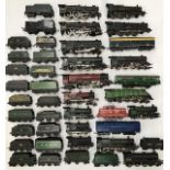 Railway: A collection of assorted OO gauge locomotives and tenders for spares or restoration,