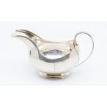 A Modern silver oval sauceboat, by C S Green & Co, Birmingham, 1958, 5.57 ozt (173.2 grams)