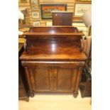 An early Victorian mahogany chiffonier, circa 1840, with acanthus scrolled supports, a frieze drawer