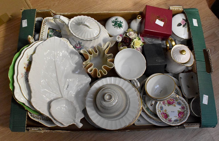 A collection of ceramics to include: three sets of Royal Worcester gilt chocolate cups and covers (2 - Image 5 of 5