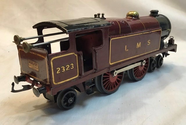 Hornby: A boxed Hornby O gauge clockwork no.2 mixed goods train set. C1930.  L.M.S. 4-4-2 locomotive - Image 4 of 7