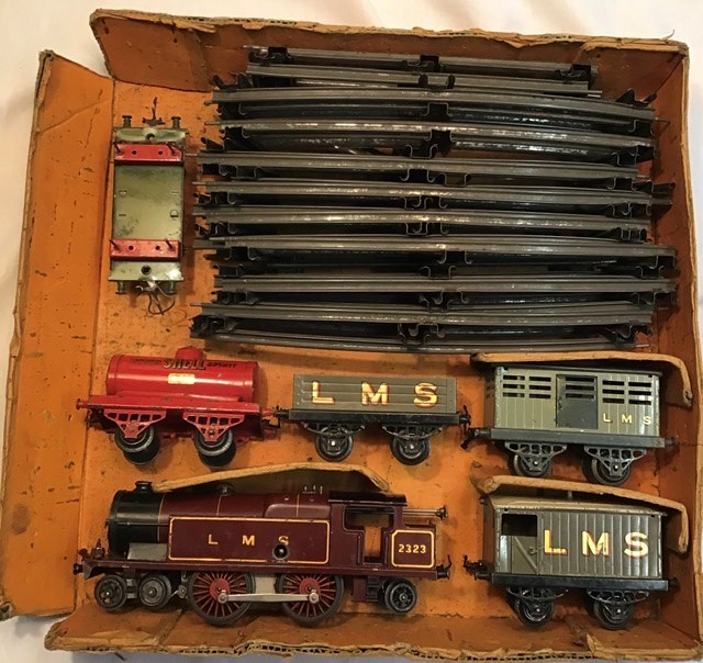 Hornby: A boxed Hornby O gauge clockwork no.2 mixed goods train set. C1930.  L.M.S. 4-4-2 locomotive - Image 2 of 7