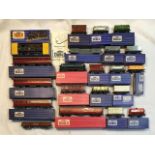 Hornby: A collection of assorted Hornby Dublo Three rail BR locomotive EDL17, boxed along with