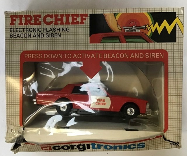 Corgi: A collection of assorted fire fighting vehicles to include 1103 Chubb Pathfinder Airport - Image 5 of 5