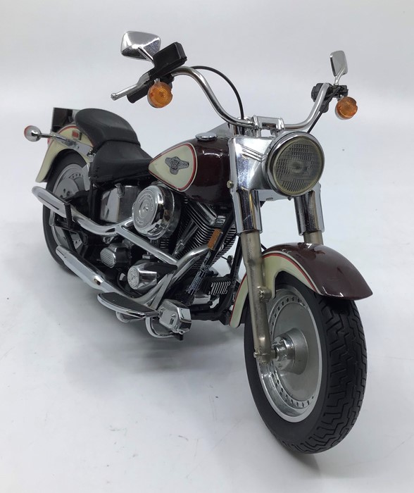 Franklin Mint: A boxed Harley Davidson 1998 Fat Boy by Franklin Mint. Boxed with papers and Hemet. - Image 4 of 4