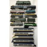 Railway: A collection of assorted OO gauge diesel locomotives by Hornby, Triang, Lima etc, along
