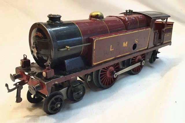 Hornby: A boxed Hornby O gauge clockwork no.2 mixed goods train set. C1930.  L.M.S. 4-4-2 locomotive - Image 3 of 7