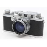 Leica: A cased Leica IIIc, Ernst Leitz Wetzlar, camera body, No. 430566, 1946-47, shutter working,