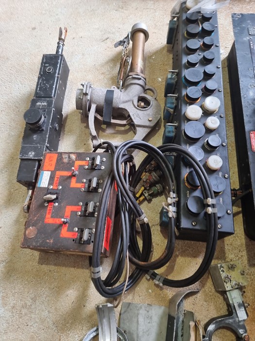 unit 585B, Electrical Test Equipment, Fuel Gun, Green Satin box - Image 8 of 9