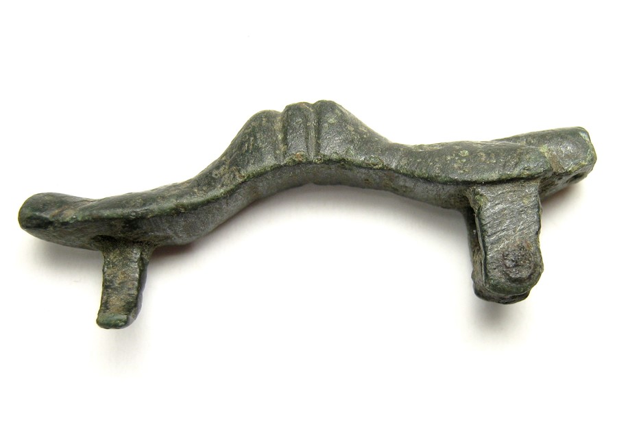 Anglo-Saxon Equal-Arm Brooch.   Circa 7th - 8th century AD. Size: 39.34 mm. A copper-alloy brooch - Image 2 of 3