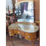 A twentieth century walnut veneer dressing table with mirror. 100 cm wide.