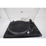 Technics SL-2000 Direct Drive Turntable Turntable is in Good Overall Condition With Scuffs To The