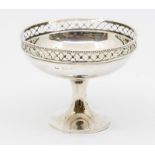An early 20th Century silver comport/ bon bon dish, with pierced decoration to rim, bowl diameter