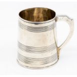 A George III small silver christening tankard with reeded banding to body, London 1805, Thomas