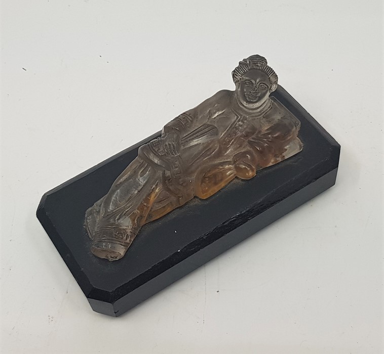 A Chinese Qing dynasty carved crystal reclining Guanyin paperweight, length 11.3cm. - Image 2 of 2