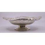 A Large Birmingham art nouveau styled  reticulated silver bowl circa 1902 520g