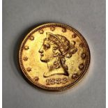 U.S.A gold $10 (eagle) 1882, new style head. In a good collectible grade. (approx 16.7g)